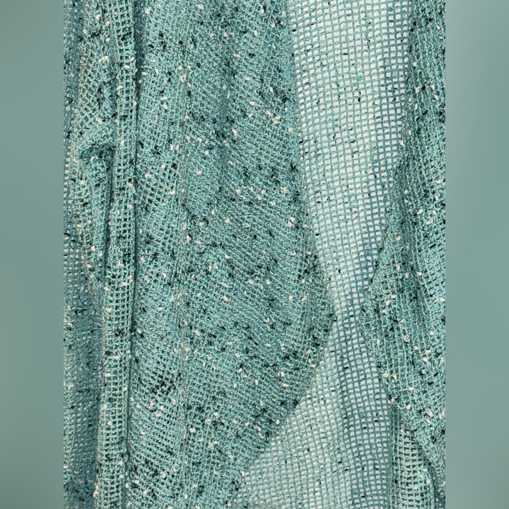 XL Katie Todd Crochet Top Cover Up Blue With Wooden Buttons! - Picture 2 of 9